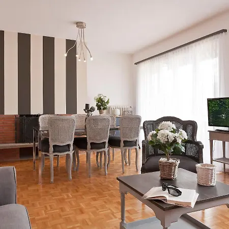 Appartement Large Suite-13 By Interhome *